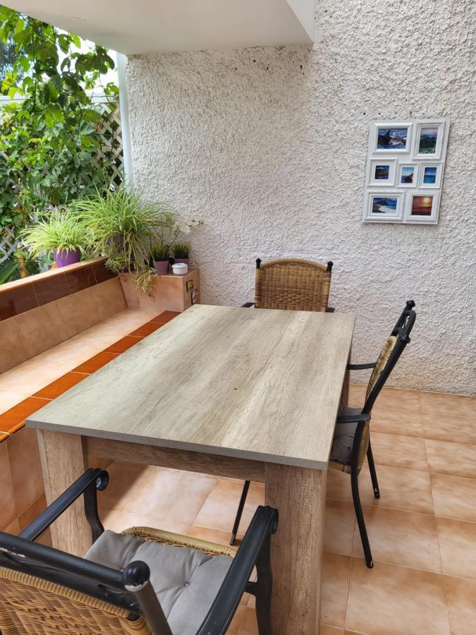 Apartment With Garden
